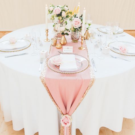 Wedding Table Pink, Gold Wedding Colors, Pink And Gold Wedding, Gold Color Palettes, Pink Birthday Party, Gold Color Scheme, Table Runners Wedding, Pink Birthday, Wedding Dreams