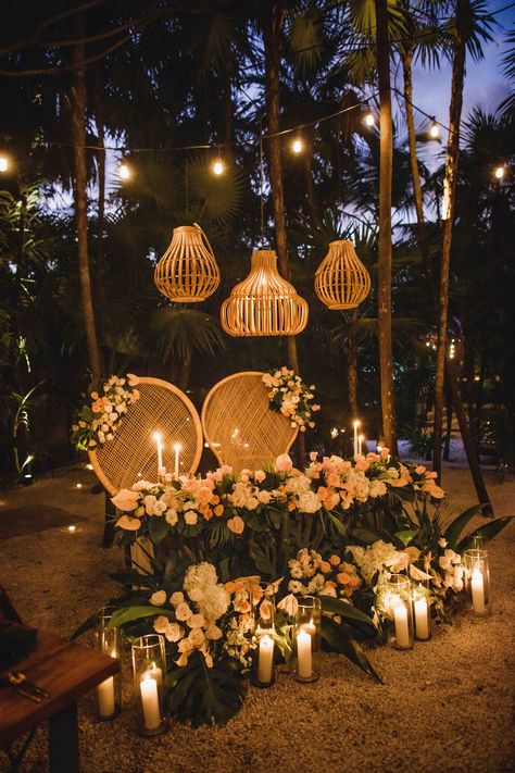 Mexican Jungle Wedding, White And Light Pink Wedding, Jungalow Wedding, Debut Inspiration, Pink Wedding Color Palette, Tulum Party, Tulum Jungle, Mexican Riviera, Dreams Tulum