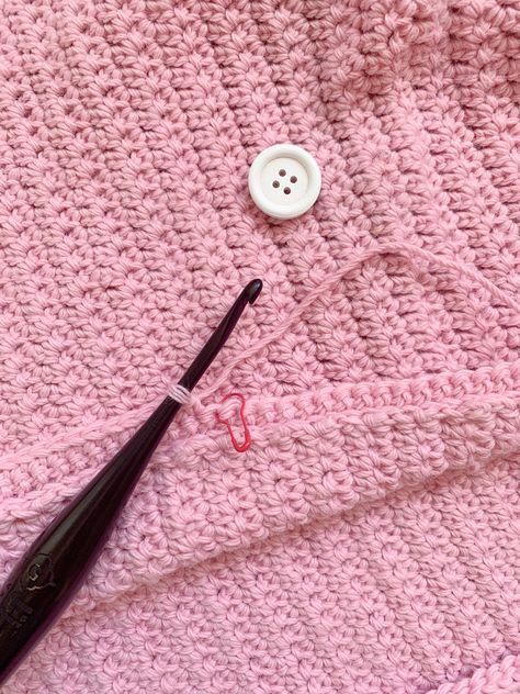 Crochet Around A Button, How To Crochet A Button Loop, Crochet Button Loop, How To Make A Button Hole In Crochet, Button Band Knitting, How To Make A Button Hole In Knitting, Crochet A Button, Crochet Button, Crochet Yoke