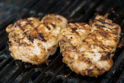 Breaded and Grilled Pork Chops Pork Chop Sandwiches, Pork Chop Recipe, Breaded Pork Chops, Fried Pork Chops, Grilled Bread, Grilled Pork Chops, Fried Pork, Pork Chop, Pork Chop Recipes