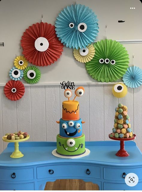 Super Simple Monsters Birthday Party, Monster Birthday Party Decorations, Monster Party Activities, Monsters 1st Birthday, One Year Old Monster Birthday Party, Kids Monster Birthday Party, Monsters Birthday Party Ideas, Monster Theme Birthday Party Decoration, First Birthday Monster Theme