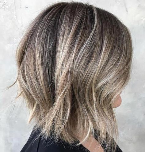 Beachy Bob, Messy Bobs, Ash Blonde Short Hair, Beach Waves For Short Hair, Messy Bob, Messy Bob Hairstyles, Covering Gray Hair, Layered Hairstyles, Balayage Brunette