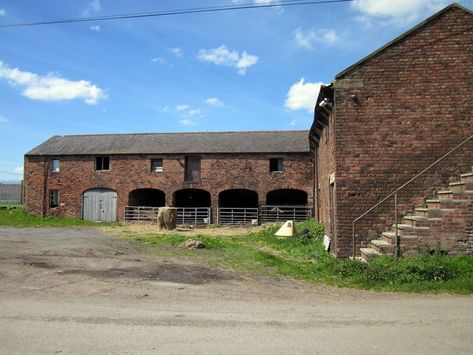 Building Diorama, Farm Diorama, Diorama Project, Farm Building, Building Inspiration, Agricultural Buildings, Farm Buildings, Old Bricks, Barn Conversion