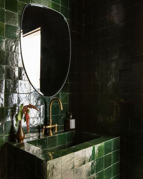 domino on Instagram: "A green dream ✨ More interior inspiration from @kalonstudios's dreamy showroom-slash-office at the link in bio. Photo by @laurejoliet" Green Tile Bathroom, Green Tiles, Tile Countertops, Zellige Tile, Kitchen Design Trends, Renovation Design, Racing Green, Moroccan Tile, Green Tile