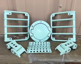 Jeep Wrangler Seats, Jeep Wrangler Seat Covers, White Jeep Wrangler, Jeep Keychain, Jeep Wrangler Interior, Diy Jeep, Jeep Wrangler Lifted, 4 Door Jeep Wrangler, Jeep Jku