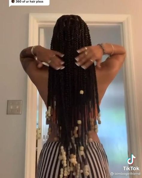 Box Braids With Wood Beads, Goddess Braids With Beads And Curls, Long Brown Braids With Beads, Long Braids Beads, Box Braids With Brown Beads, Long Knotless With Beads, Long Twists With Beads, Brown Box Braids With Beads, Jumbo Knotless With Beads