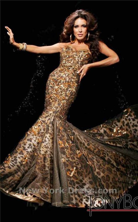 LEOPARD WEDDING DRESS- Mother of the Groom Dress! Cheetah Print Prom Dress, Cheetah Print Wedding, Print Wedding Dress, Animal Print Wedding, Leopard Wedding, Gold Dresses Long, Fancy Frocks, Mermaid Style, Pageant Gowns