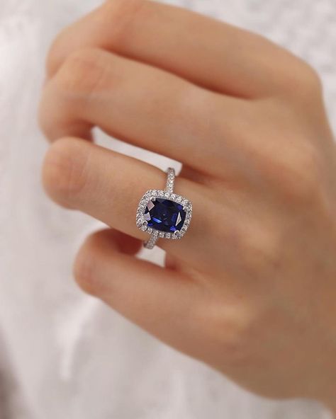 Blue Sapphire Engagement Ring Gold, Cornflower Blue Sapphire Engagement Ring, Compromise Ring, Best Ring, White Gold Promise Ring, White Stone Ring, Rose Gold Promise Ring, Blue Gemstone Rings, Elongated Cushion