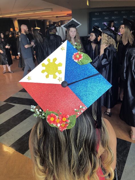 I was inspired to do this cap and to proudly present my culture/country 💜 proud pinay #graduationcap #philippines #graduation #cap #pinay #graduating #DIY Graduation Cap Philippines, Filipino Cap Decoration, Vietnamese Graduation Cap, Filipino Graduation Cap, Cap Inspiration, Filipino Flag, Philippines Flag, Senior Szn, My Culture