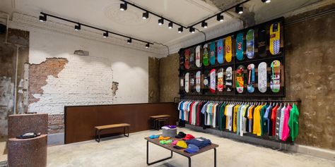 Described by the designer as "a meeting point for the community, to connect all the skaters." Skateboard Display, Wilson Brothers, Sweden House, Skate Store, Clothing Store Design, Gosha Rubchinskiy, Skateboard Shop, Retail Store Design, Workplace Design