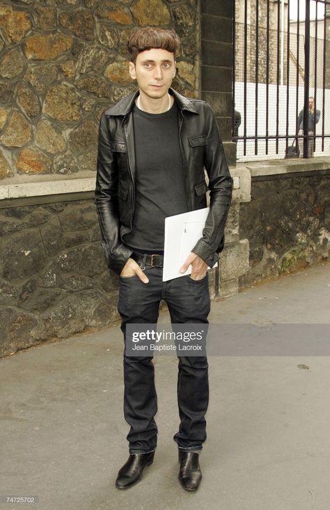 Hedi Slimane Leather Jacket, Lynn Wyatt, Dior Fashion Show, Paris Haute Couture, Hedi Slimane, Dior Fashion, Elton John, Couture Fashion, Fashion Photo