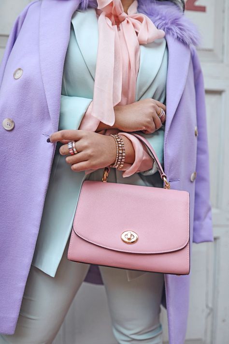 The perfect pastel color combination- outfit details.  #pastelaesthetic #pastelcolors #pasteloutfit #pasteloutfitspring #springoutfit #springstyle #pastelvibes #fashionable #styletips #fashion #over25fashion #styleover25 #imwearingtoday #wearwhatyoulove #myfeelgoodfashion #mystylemyway #americanstyle lavender monochromatic outfits lavender coat outfit mint pants outfit winter lavender outfit work lavender outfit ideas mint outfit blush outfit spring lavender outfits women lavender outfit Lavender Color Combinations Outfit, Lavender Combination Outfit, Lilac Mint Outfit, Mint And Lavender Outfit, What To Wear With Lilac, Mint Combination Outfits, Mint Outfit Ideas Color Combinations, Purple Pant Outfits, Lavender Green Outfit