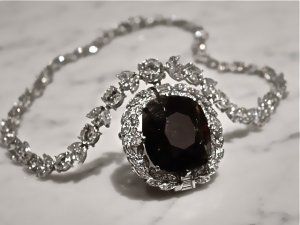 Black Diamond Necklace, Black Crown, Black Moon, Diamond Jewel, Black Diamonds, Fine Jewelry Gift, Black Diamond, Colored Diamonds, Precious Stones