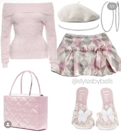 Y2k Outfit Inspo Pink, Mint Blue Outfit, London Tipton, Mean Girls Outfits, Girly Fits, Halloween Inspo, 2000s Fashion Outfits, Aesthetic Pinterest, Blair Waldorf