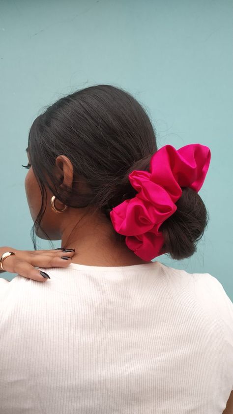 Satin Scrunchies Hairstyles, Big Scrunchies Hairstyles, Varsity Photoshoot, Scrunchies Hairstyle, African Print Skirt Ankara Styles, Scrunchies Ideas, Product Flatlay, Satin Accessories, Xl Scrunchie