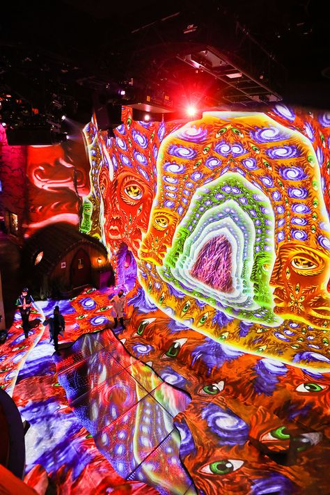 Meow Wolf Omega Mart in Las Vegas Area 15 Las Vegas, Omega Mart, Las Vegas Trip Planning, Vegas Trip Planning, Vegas Lights, Desert Festival, Meow Wolf, Las Vegas Vacation, Nevada Travel