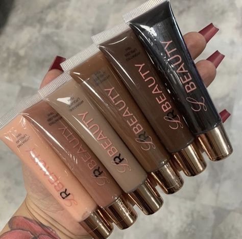 Brown Lip Gloss Aesthetic, Brown Lipgloss For Black Women, Lipgloss Small Business, Lipgloss Buisness, Small Business Lip Gloss Bundles, Lipgloss Business, Makeup Masterclass, Nude Lip Gloss, Tinted Gloss