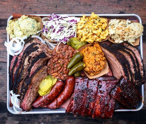 Texas Bbq Party, Food Cuisines, Texas Cuisine, Bbq Platter, Bbq Party Food, Man Vs Food, Texas Barbecue, Meat Platter, Texas Bbq