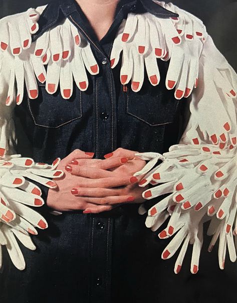 White gloves and red fingernails jacket Paula Gulbicki ca. 1974 Red Fingernails, Esmod Paris, Fashion Trend Board, Drag Make-up, Mode Turban, American Denim, Diy Trends, American Folk Art, Mode Inspo