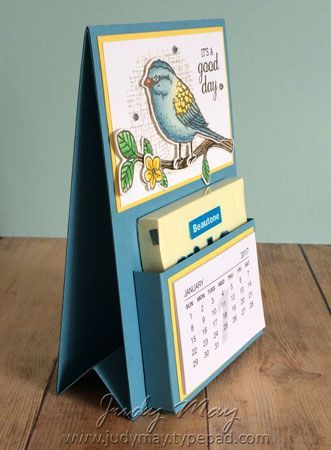 Sticky_Note_Calendar_SIdevi Notecard Ideas, Diy Desk Calendar, Calendar Holder, Easel Calendar, Desk Calendar Pad, Post It Note Holders, 달력 디자인, Calendar Craft, Post It Note