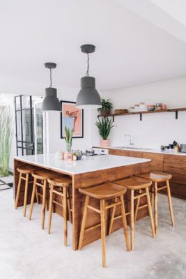 fella-villas-bali-15-1-kindesign Mess Hall, Tropical Kitchen, Studio Kitchen, Kitchen Inspo, Kitchen Reno, Kitchen Stools, Counter Tops, Farmhouse Style Decorating, Interior Design Kitchen