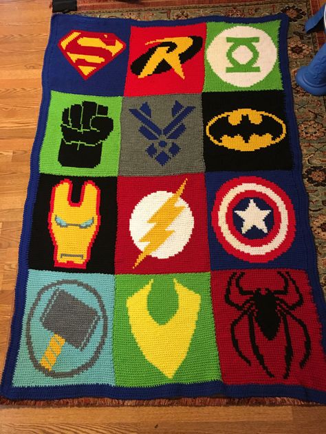 Supersize superhero Super Hero Crochet, Crochet Knit Stitch, 2024 Christmas, Tapestry Crochet, Knit Stitch, Crochet Stuff, Crochet And Knitting, Super Heroes, Knitting And Crochet