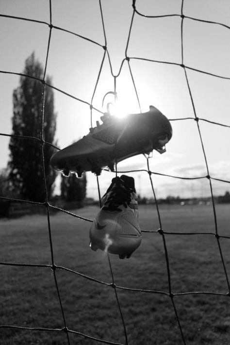 Soccer Shoot, Soccer Backgrounds, Soccer Photography, Football Photography, Soccer Practice, Soccer Life, Sports Aesthetic, Football Is Life, Soccer Motivation