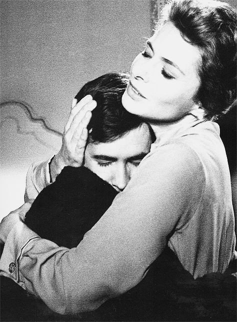 ingridsbergman: “ I took Anthony Perkins into my dressing room - he was supposed to be my young lover - and I said, “For heavens sake kiss me!” Anthony did a double-take, then he laughed and said, “Why? What for?” I said, “Because we’ve got to do it... Anthony Perkins, Couple Poses Reference, Vintage Couples, Ingrid Bergman, Human Reference, Body Reference Poses, Human Poses Reference, Poses References, Human Poses