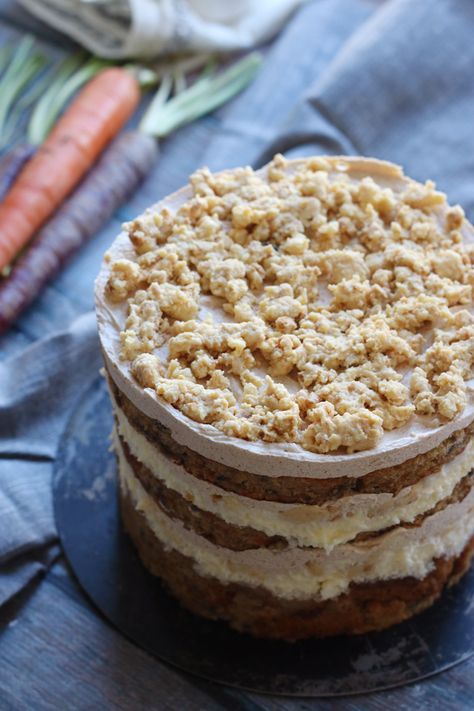 Graham Cracker Frosting, Carrot Layer Cake, Milk Bar Cake, Milk Bar Recipes, Cakes Funny, Momofuku Milk Bar, Carrot Cake Cheesecake, Milk Bar, Layer Cakes