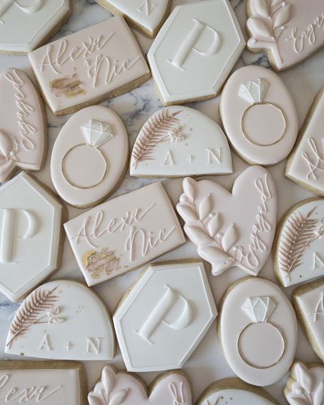 Kaitlyn Falzone-Shipp on Instagram: “pretty, boho engagement cookies for alexa & nic 🤍” Cat Wedding Cookies Decorated, Neutral Wedding Cookies, Simple Engagement Cookies, White And Gold Engagement Cookies, Neutral Bridal Shower Cookies, Boho Bridal Shower Cookies, Engagement Cookies Decorated, Wedding Cookies Ideas, Boho Engagement Party