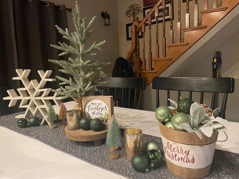 Sage green and gold decor for the holidays Green Gold White Christmas Decor, Green And Brown Christmas Decor, Sage Christmas Decor, Sage Green Christmas Decor, Green And Gold Decor, Sage Christmas, Sage Green And Gold, Navidad Natural, Colorful Christmas Decorations