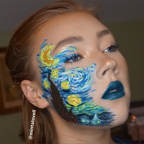 Amazing Starry Nights ✨🌙💙 (@amazingstarrynights) • Fotos y vídeos de Instagram Van Gogh Costume Women, How To Make Starry Night, Van Gogh Starry Night Makeup, Starry Night Halloween Costume, Starry Night Face Paint, Painting Makeup Art, Van Gogh Halloween Costume, Starry Night Makeup Look, Face Paint Halloween Costumes