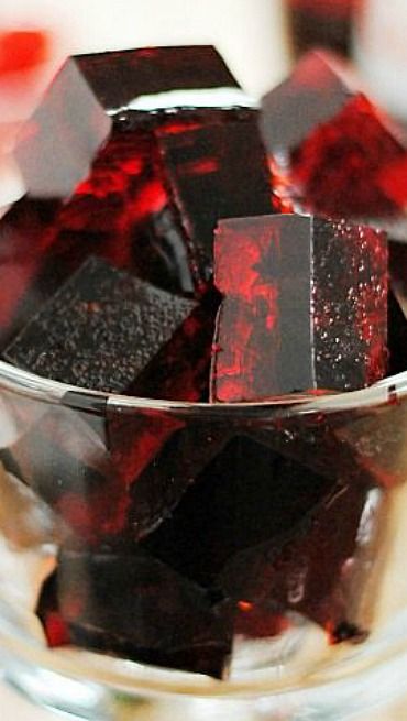 Cherry Coke Jello ~ Says: Well, as it tuns out, you can substitute Coke or Cherry Coke (or Pepsi) for the water in the standard Jell-O recipe, annnnnnnd….. VOILA! Cherry Coke Jello, Coke Jello, Jello Jigglers, Cherry Coke, Jello Desserts, Jello Salad, Jello Recipes, Tin Foil, Jello Shots