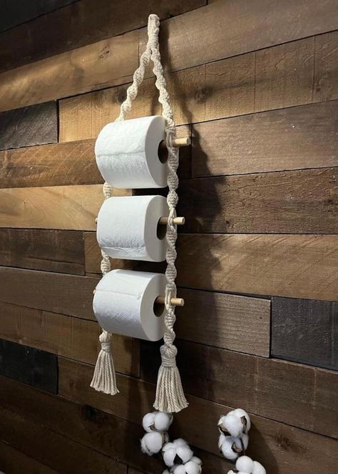 Macrame Toilet Paper Holder, Macrame Shelf, Makramee Diy, Macrame Knots Pattern, Diy Toilet, Paper Holders, Rope Crafts, Towel Hanger, Macrame Patterns Tutorials