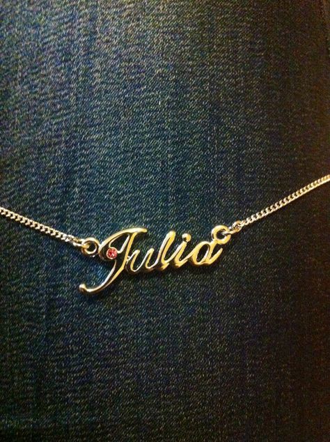 Name neckless Julia! Julia Name Aesthetic, Julia Necklace, What I Want, Christmas Wishlist, Name Necklace, Cute Jewelry, Birthday Ideas, Piercings, Must Haves