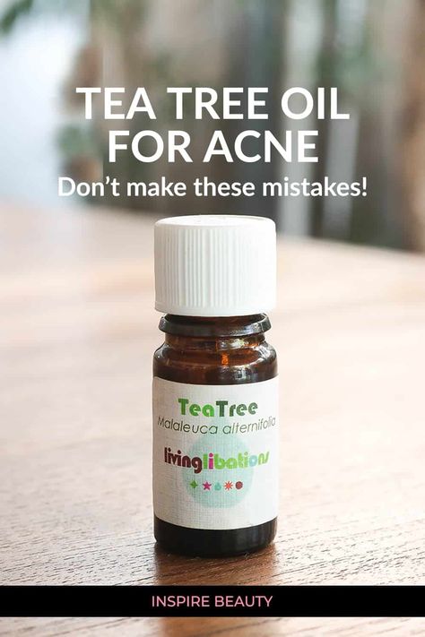 Tea Tree Oil For Acne (And The Mistakes To Avoid) - Inspire Beauty Remedy For Acne, Tea Tree Oil Uses, Tea Tree Oil For Acne, Natural Acne Remedies, Natural Acne, Acne Oil, Skin Essentials, Acne Remedies, Skin Remedies