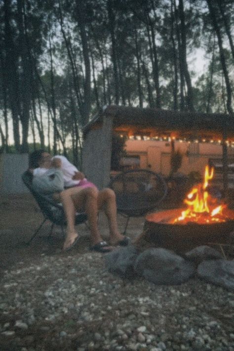 Relationship couple goals summer camping camp life fire fireplace forest beach hot summer night best friend making memories amazing moments chill relax love in love cute retro love polaroid pic Camping Setup Ideas, Camping Setup, Dream Dates, Camping Set Up, Cute Date Ideas, Camping Aesthetic, Setup Ideas, My Kind Of Love, The Love Club