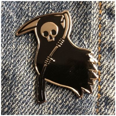 Skull Pin, Enamel Pin Collection, Jacket Pins, Bag Pins, Pretty Pins, Cool Pins, Sticker Patches, Pin Jewelry, Metal Pins