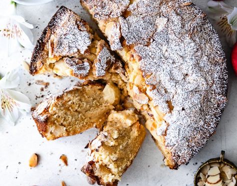 Gooey Apple Ricotta Cake - The Good Grocer Apple Ricotta Cake, Apple Ricotta, Pizza Catering, Freezing Apples, Pink Lady Apples, Ricotta Cake, Apples And Cheese, Simple Cake, Coffee Cakes