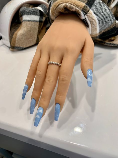 Rain Nails Design, Rain Nail Art, Rain Drop Nails, Rainy Nails, Rain Nails, Cloud Nails, Bubble Nails, Nail Aesthetic, April Nails