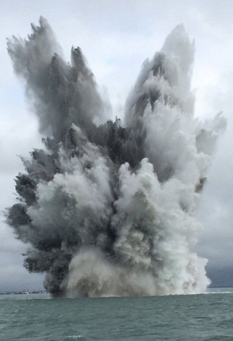 Royal Navy bomb disposal experts have carried out a controlled underwater explosion after discovering a Second World War German mine on the seabed in the Solent Merchant Navy, Jewish History, Isle Of Wight, Royal Navy, Second World, Visual Effects, Hampshire, The Incredibles, History