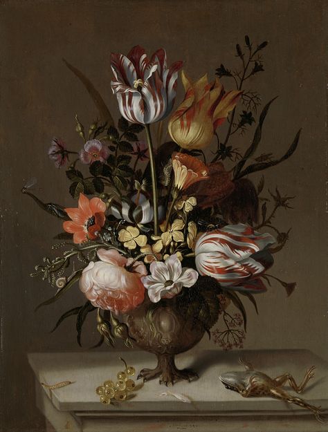 Still Life with a Vase of Flowers and a Dead Frog | Jacob Marrel | 1634 | Rijksmuseum | Public Domain Dutch Still Life, Dutch Golden Age, Home Flowers, Vintage Artwork, Still Life Painting, Art Plastique, Painting Art, Classic Art, Flower Vases