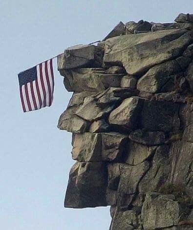 Old Man in the mountain; has since crumbled & fallen down Mount Washington New Hampshire, Mountain Pics, Old Man Of The Mountain, Scenic Painting, Franconia Notch, Maine New England, Lost River, Lake Winnipesaukee, Scenic Railroads