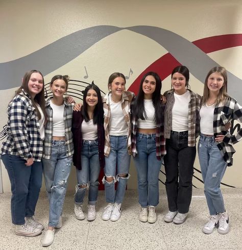 Matching group flannels+Spirt week+matchinggroup+groupoutfits+flannels+cutegroup+phot Flannel Day Spirit Week, Spirit Week Outfits, Week Outfits, Spirit Week, Christmas Spirit, Mom Jeans, Christmas, Quick Saves