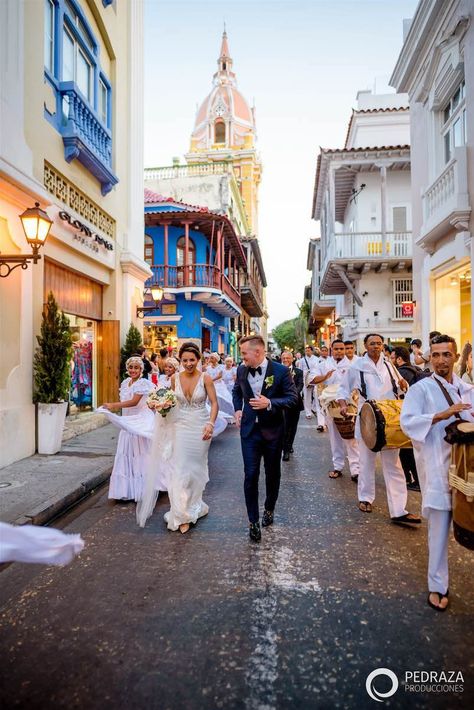 Sofitel Cartagena Wedding, Wedding In Cartagena Colombia, Cartagena Colombia Wedding, Cartagena Wedding Venues, Wedding Cartagena, Wedding Colombia, Colombian Wedding, Old School Wedding, Colombia Wedding