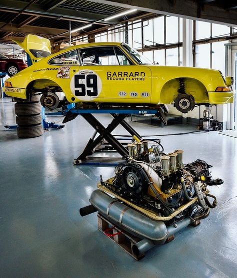 Porsche Rsr, Porsche Gt, Car Workshop, Porsche Sports Car, Porsche 912, Porsche 944, Race Engines, Classic Porsche, Porsche Cars