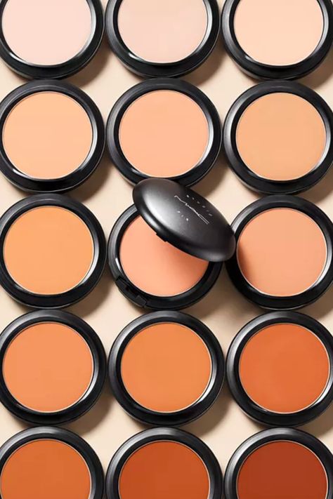 Studio Fix Powder Plus Foundation for Women on Amazon Best Makeup Brands, Funky Makeup, Mac Studio Fix Powder, Eyeshadow Products, Casual Makeup, Makeup List, Work Makeup, Mac Studio, Makeup Supplies