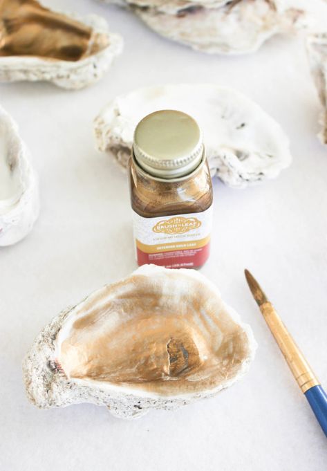 How To Paint Oyster Shells Gold, Gold Oyster Shells, Decorate Oyster Shells, How To Paint Oyster Shells, Paint Oyster Shells, Painted Oyster Shells, Oyster Shells Diy, Painting Shells, Oyster Crafts