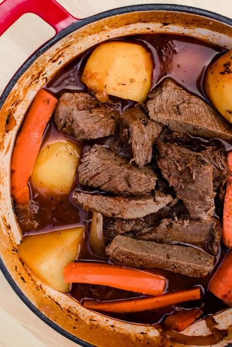 Dutch Oven Venison Roast | Sirloin Tip Venison Dutch Oven Recipes, Deer Roast Dutch Oven, Venison Sirloin Tip Roast, Dutch Oven Venison Roast, Venison Roast Recipes Oven, Deer Roast Recipes Oven, Venison Roast Oven, Deer Roast Crockpot, Venison Pot Roast