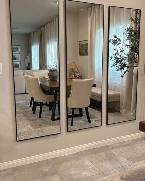 Dinning Room Mirror Ideas Wall, Mirror Tv Wall, Decorating Mirrors, House Tips, Apartment Living Room Design, Dream Apartment Decor, Future Apartment Decor, Side Board, Home Entrance Decor